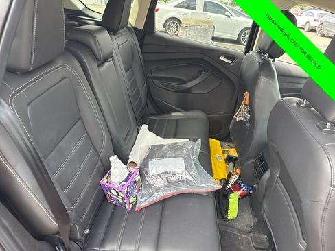 Used 2019 Ford Escape SEL AWD/4WD image 21