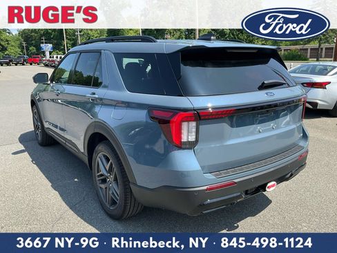 New 2026 Ford Explorer ST-Line w/ ST-Line Street Pack AWD/4WD image 6