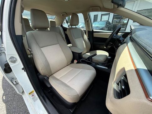 Used 2014 Toyota Corolla LE FWD image 29