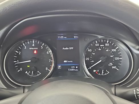 Used 2020 Nissan Rogue Sport S w/ Appearance Package FWD image 19