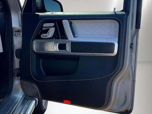 Used 2023 Mercedes-Benz G 550 image 27