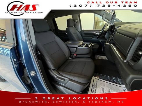 Used 2024 Chevrolet Silverado 1500 LT w/ Protection Package AWD/4WD image 11