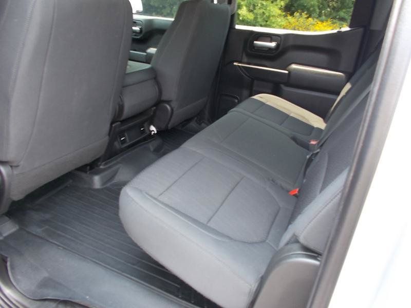 Used 2021 Chevrolet Silverado 1500 Custom Trail Boss w/ LPO, Dark Essentials Package AWD/4WD image 27
