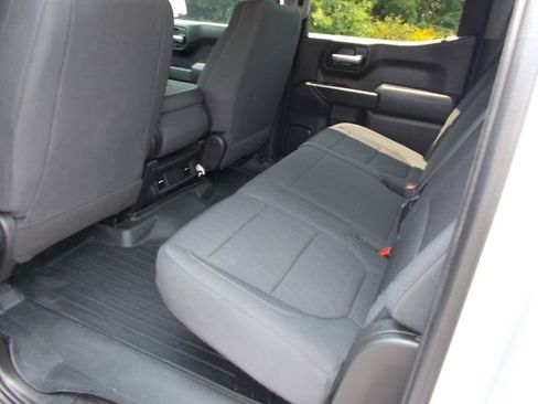 Used 2021 Chevrolet Silverado 1500 Custom Trail Boss w/ LPO, Dark Essentials Package AWD/4WD image 27