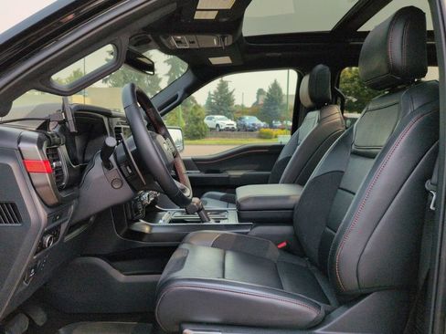 Used 2025 Ford F150 Raptor AWD/4WD image 13