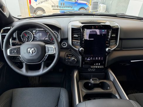 New 2026 RAM 1500 Big Horn AWD/4WD image 7
