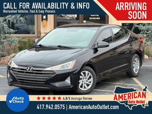 Used 2019 Hyundai Elantra SE w/ Cargo Package FWD image 2