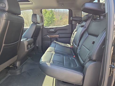 Used 2021 Chevrolet Silverado 1500 RST image 14