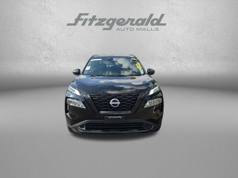 Used 2023 Nissan Rogue SV w/ SV Premium B Package AWD/4WD image 2