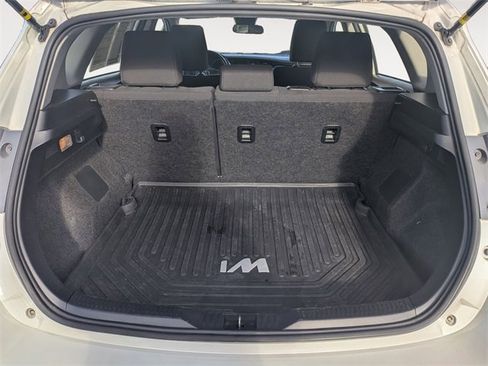 Used 2018 Toyota Corolla iM image 25