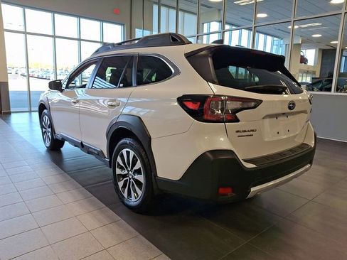 Used 2023 Subaru Outback Limited AWD/4WD image 4