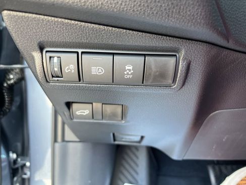 Used 2026 Toyota Corolla Cross XLE w/ Convenience Package image 20