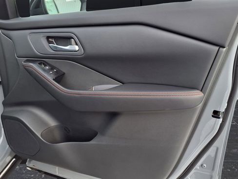 New 2026 Nissan Rogue SV AWD/4WD image 15