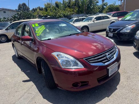 Used 2012 Nissan Altima 2.5 S FWD image 1