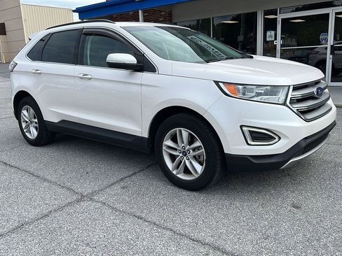 Used 2017 Ford Edge SEL w/ Equipment Group 201A AWD/4WD image 4
