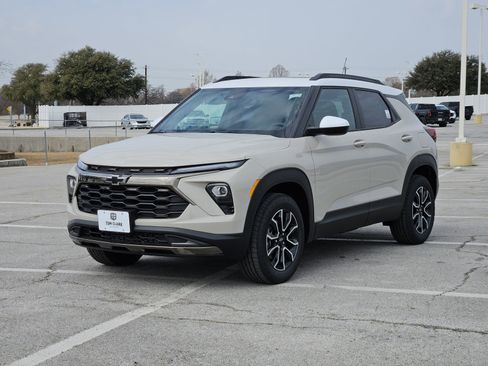 New 2026 Chevrolet TrailBlazer ACTIV w/ Convenience Package image 2