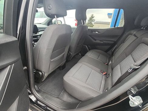 Used 2026 Chevrolet Equinox LT AWD/4WD image 11