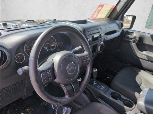 Used 2016 Jeep Wrangler Sport w/ Connectivity Group image 9