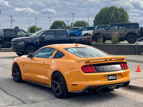 Used 2022 Ford Mustang GT w/ Equipment Group 301A RWD image 4