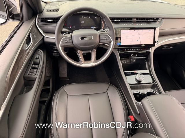 New 2026 Jeep Grand Cherokee Limited w/ Limited Altitude Package RWD image 7