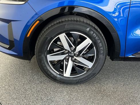 Used 2021 Kia Sorento EX w/ Panoramic Sunroof Package image 28