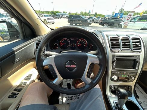 Used 2010 GMC Acadia SLT AWD/4WD image 29