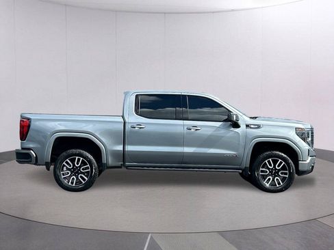 Certified 2025 GMC Sierra 1500 AT4 w/ AT4 Premium Package AWD/4WD image 8