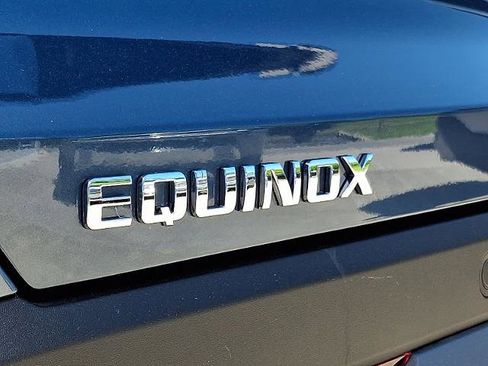 New 2026 Chevrolet Equinox LT w/ Convenience Package II FWD image 12