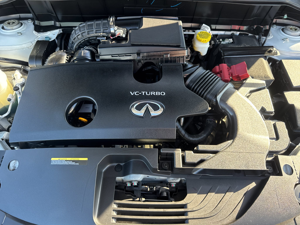 Certified 2023 INFINITI QX50 Luxe AWD/4WD image 13