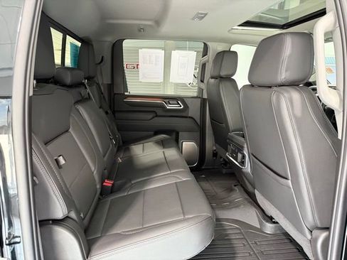 Used 2025 GMC Sierra 2500 Denali w/ Denali Reserve Package image 19