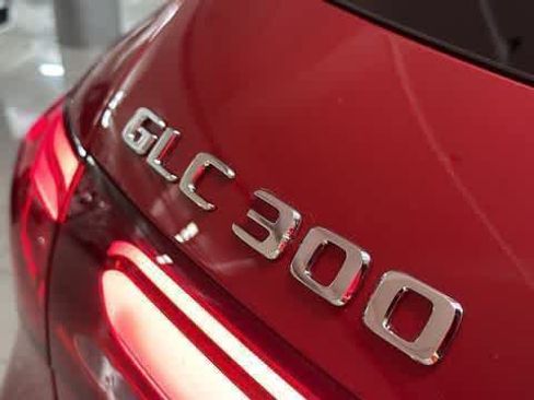 Certified 2026 Mercedes-Benz GLC 300 4MATIC image 9