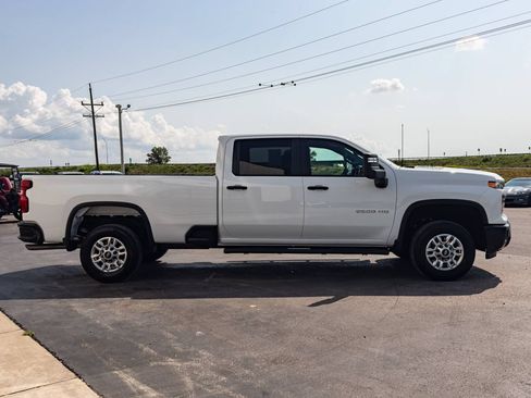 Used 2026 Chevrolet Silverado 2500 W/T w/ WT Convenience Package RWD image 3