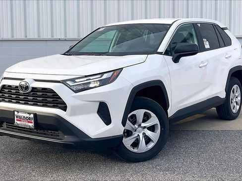 New 2025 Toyota RAV4 LE image 2