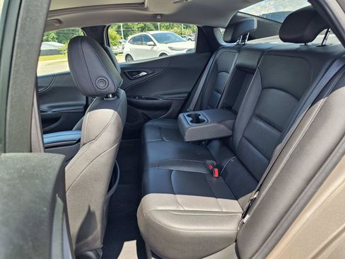Used 2024 Chevrolet Malibu LT FWD image 32