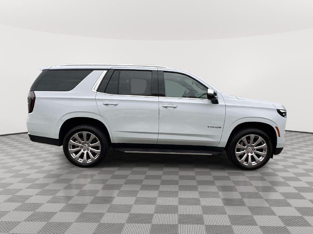 Used 2026 Chevrolet Tahoe Premier AWD/4WD image 8