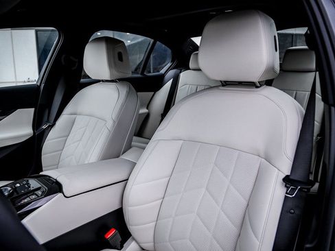 Used 2026 BMW 530i xDrive w/ M Sport Package image 20