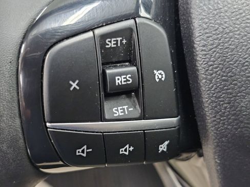 Used 2022 Ford Escape SE w/ Convenience Package FWD image 27