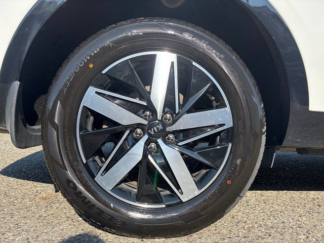 Used 2021 Kia Sorento EX w/ Panoramic Sunroof Package AWD/4WD image 27
