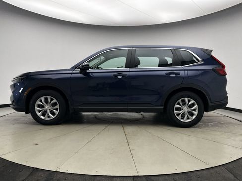 Used 2023 Honda CR-V LX image 2