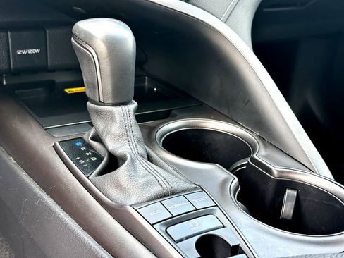 Used 2024 Toyota Camry XSE w/ Navigation Package FWD image 17