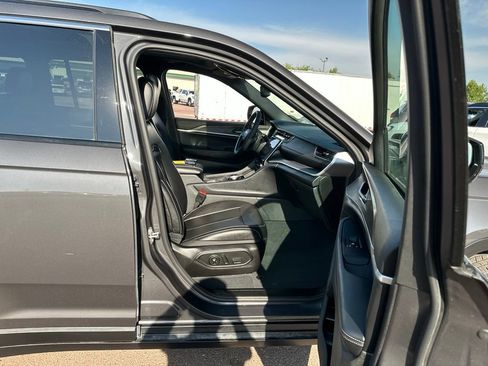 Used 2024 Jeep Grand Cherokee Limited 4xe AWD/4WD image 29