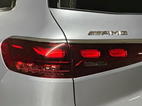 New 2025 Mercedes-Benz GLS 63 AMG 4MATIC image 12