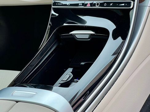 Certified 2026 Mercedes-Benz C 300 4MATIC Sedan image 28