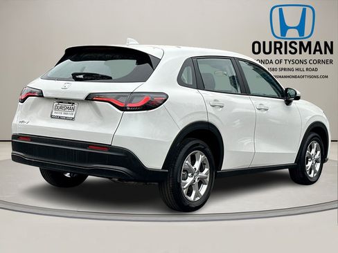 Used 2025 Honda HR-V LX image 3