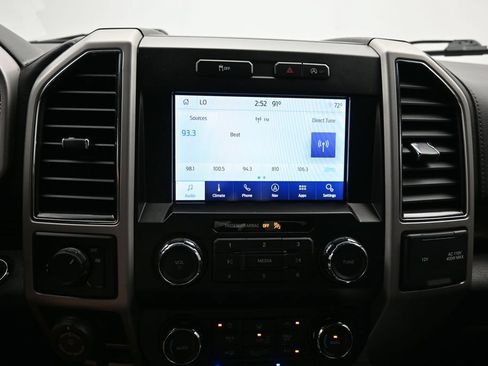 Used 2019 Ford F150 Lariat w/ Trailer Tow Package RWD image 15