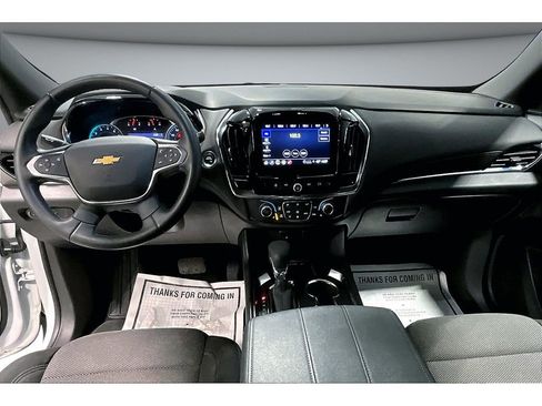 Used 2023 Chevrolet Traverse LT AWD/4WD image 16