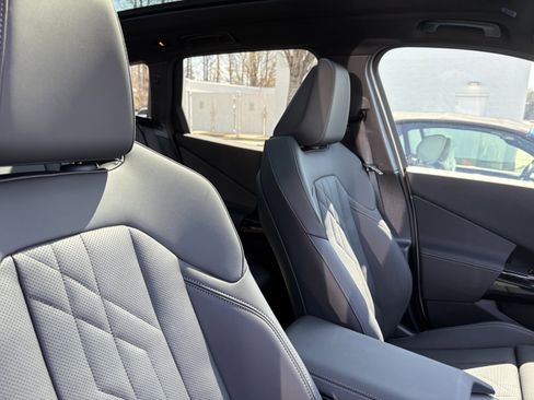 Used 2026 BMW X3 xDrive30 w/ Premium Package image 35