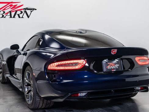 Used 2017 Dodge Viper GTC w/ GTS Interior Package image 11