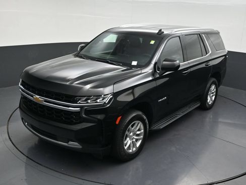 Used 2024 Chevrolet Tahoe LS RWD image 15