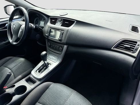 Used 2014 Nissan Sentra SR w/ Premium Package image 30